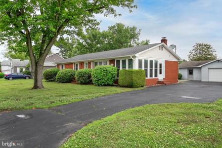 5989 MAIN STREET