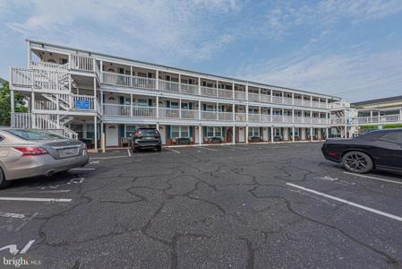 206 8TH STREET