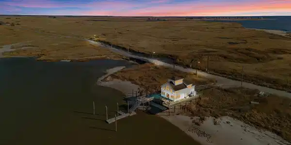 510 BAY POINT ROAD