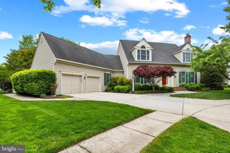 1604 TRAWLER LANE