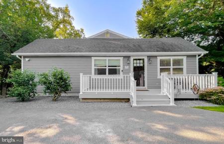 191 DARES WHARF ROAD