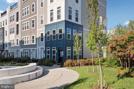 423 MAHAN LANE
