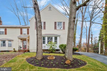 90 STRATFORD DRIVE