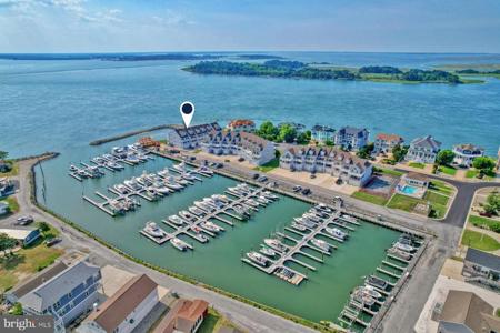 35 MARINA VIEW