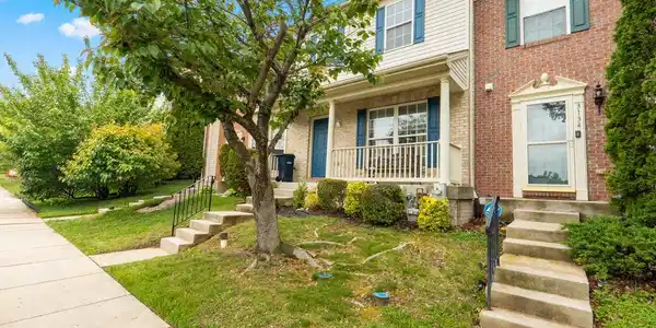 3132 RAKING LEAF DRIVE