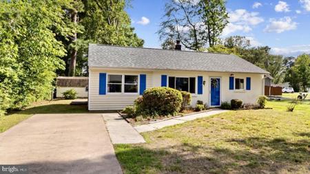 63 N CEDAR LANE