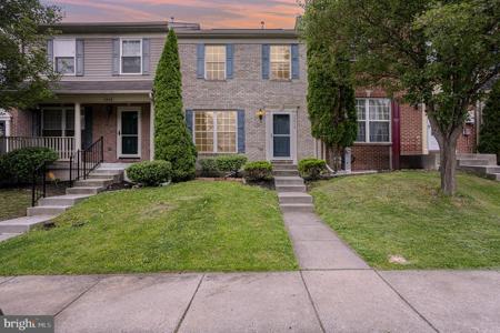 3010 RAKING LEAF DRIVE