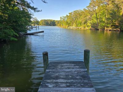 831 RIVERVIEW