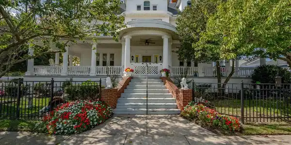 216 FERN ROAD
