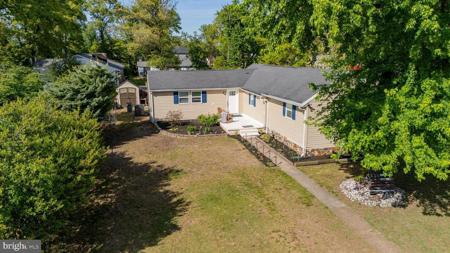 1816 CREMEN ROAD