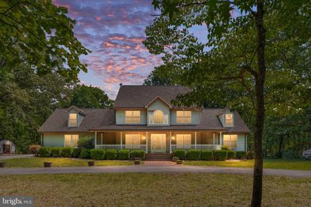 2381 NANCY LANE