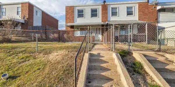 8012 WYNBROOK ROAD