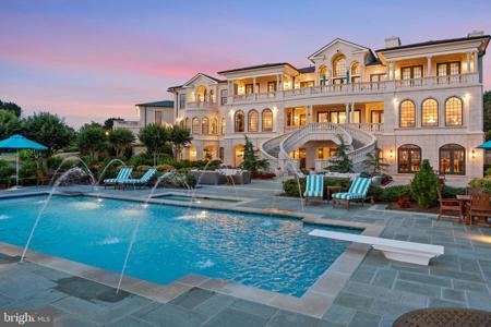 200 BRIDGEVIEW LANE