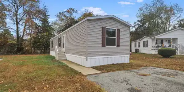 1061 LITTLE CREEK ROAD