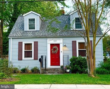 1109 VAN BUREN STREET
