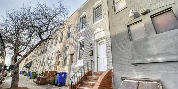 402 EATON STREET