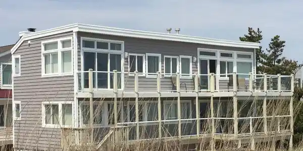 17 76TH STREET- UNIT 8