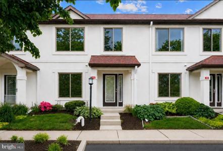 54 QUEEN CAROLINE COURT