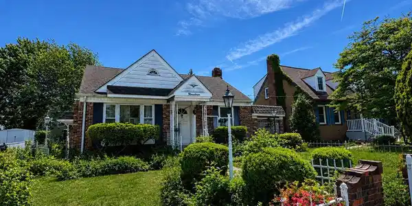 19 SEWARD AVENUE