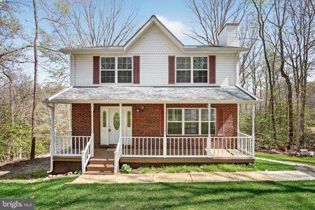 513 BRIDLE COURT