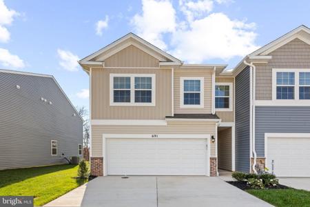 739 MANAGRASS DRIVE