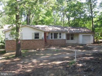 49 CRESTWOOD DRIVE