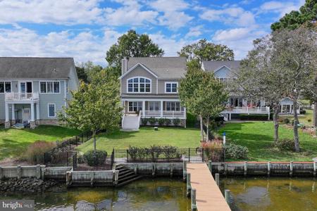 817 RIVERSIDE DRIVE