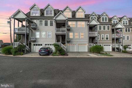 215 SENECA WAY