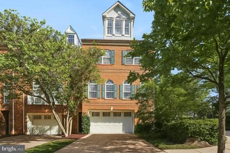 2714 CABERNET LANE