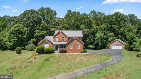 215 HOILE LANE