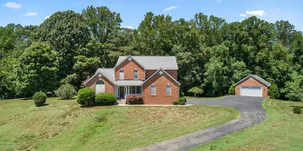 215 HOILE LANE