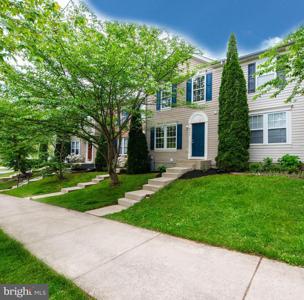 4751 CORALBERRY COURT