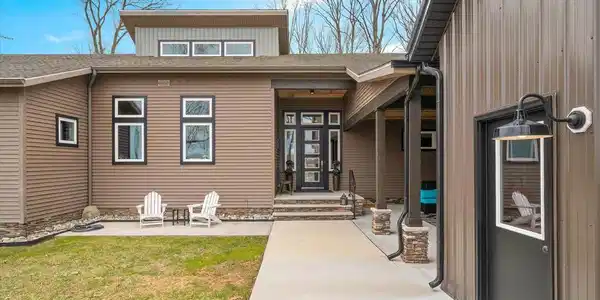 2560 SMYRNA LEIPSIC ROAD
