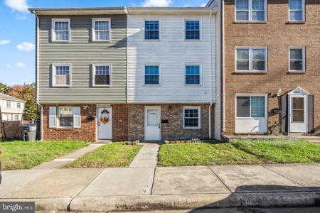 16603 SUTTON PLACE
