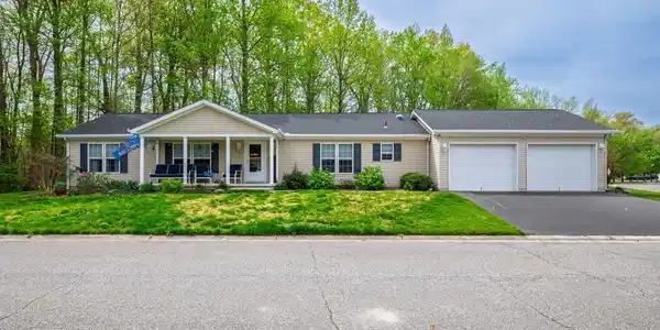 30 VERNELL COURT