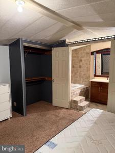 1807 SANDEE COURT