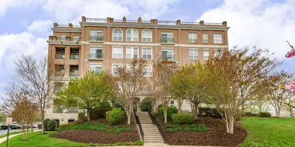 820 BELMONT BAY DRIVE
