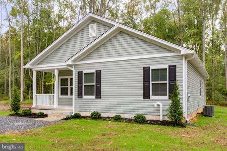 450 LAKEVIEW DRIVE