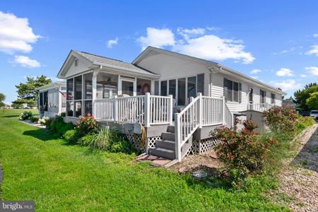 113 ASSATEAGUE COURT