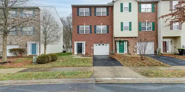 286 CAMERTON LANE