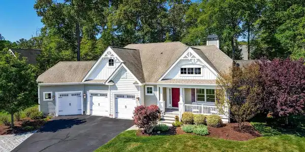 17322 MERLIN LANE