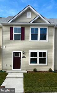 802 BLUE WING COURT