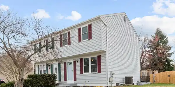 87 HAVERHILL ROAD
