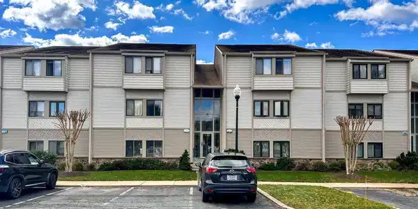 546 RIVIERA DRIVE