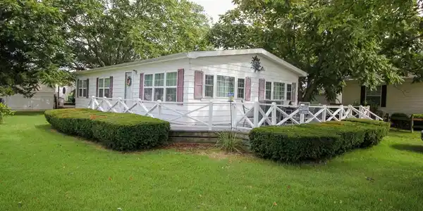 26745 MEADOWLARK LOOP