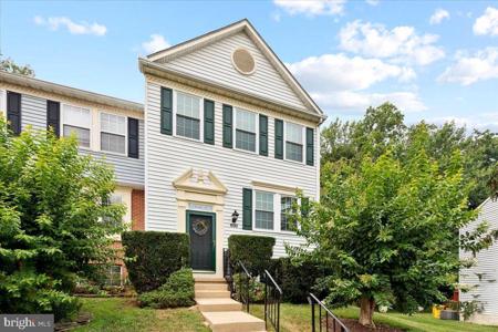 1214 FARLEY COURT