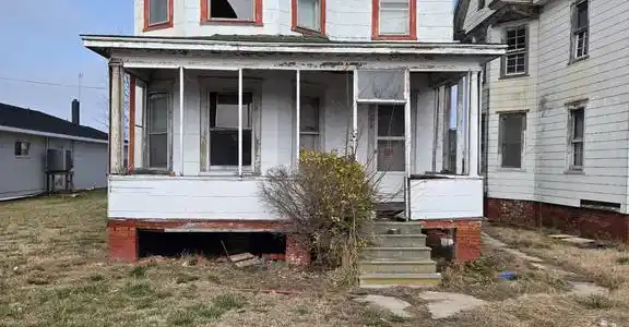 124 MARYLAND AVENUE