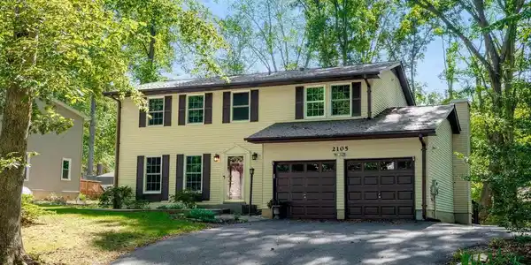 2105 HARPOON DRIVE