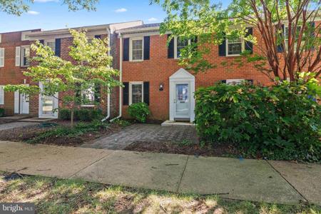 7 GEORGETOWN COURT