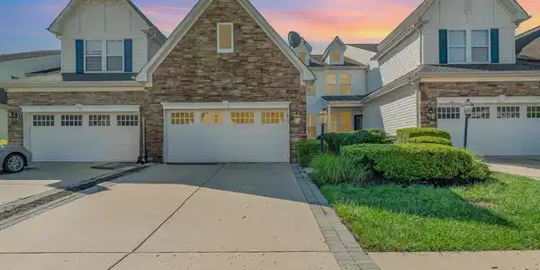 417 AZRA COURT